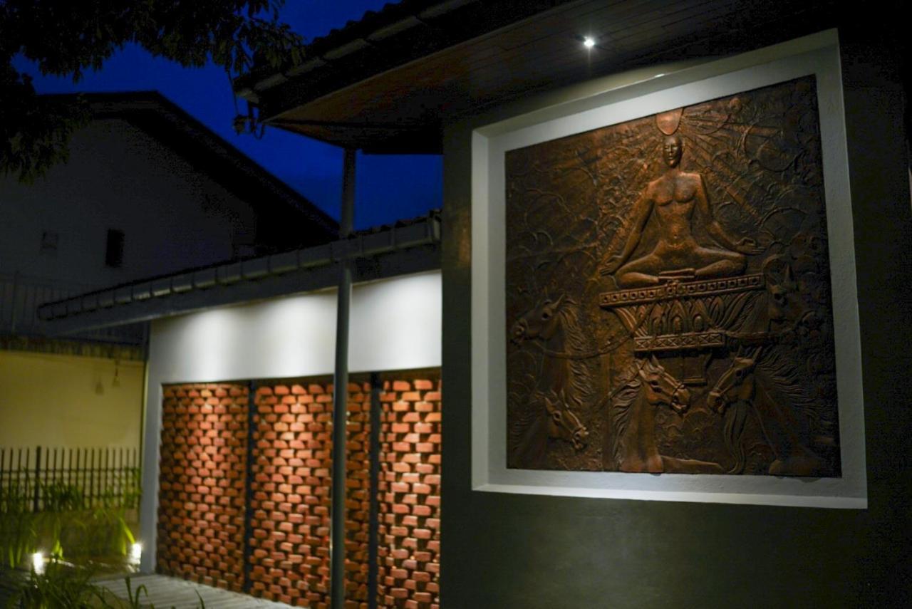 Hotel Chariot Square Kandy Zewnętrze zdjęcie